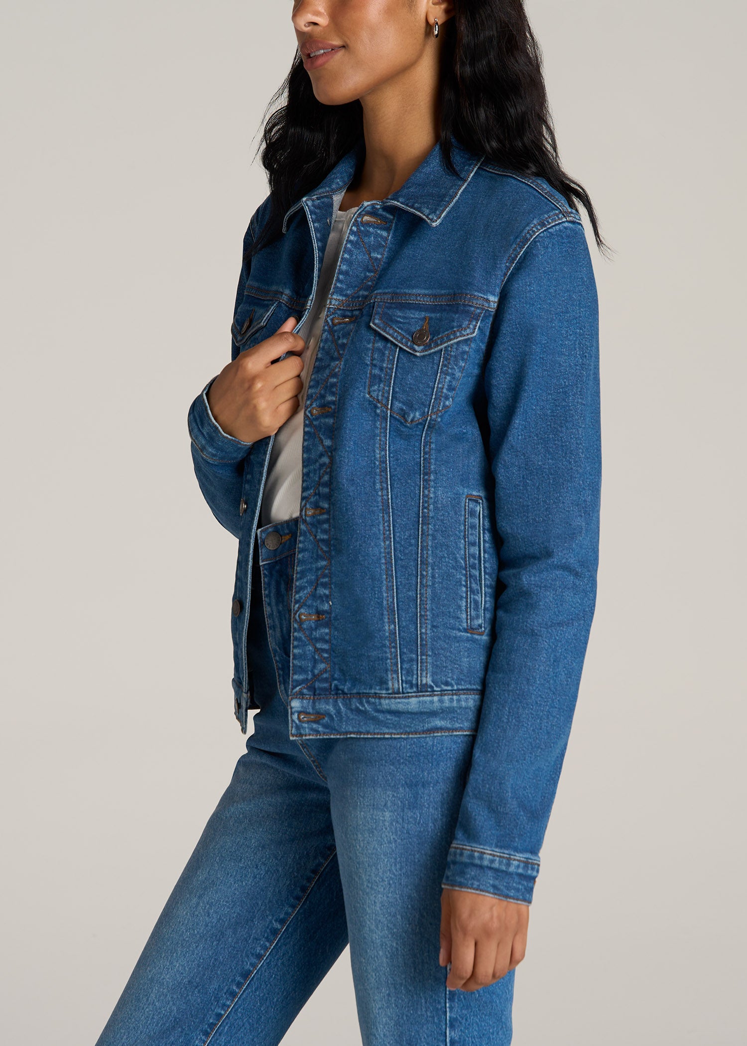 American-Tall-Women-Classic-Denim-Jacket-Blue-90s-Wash-side