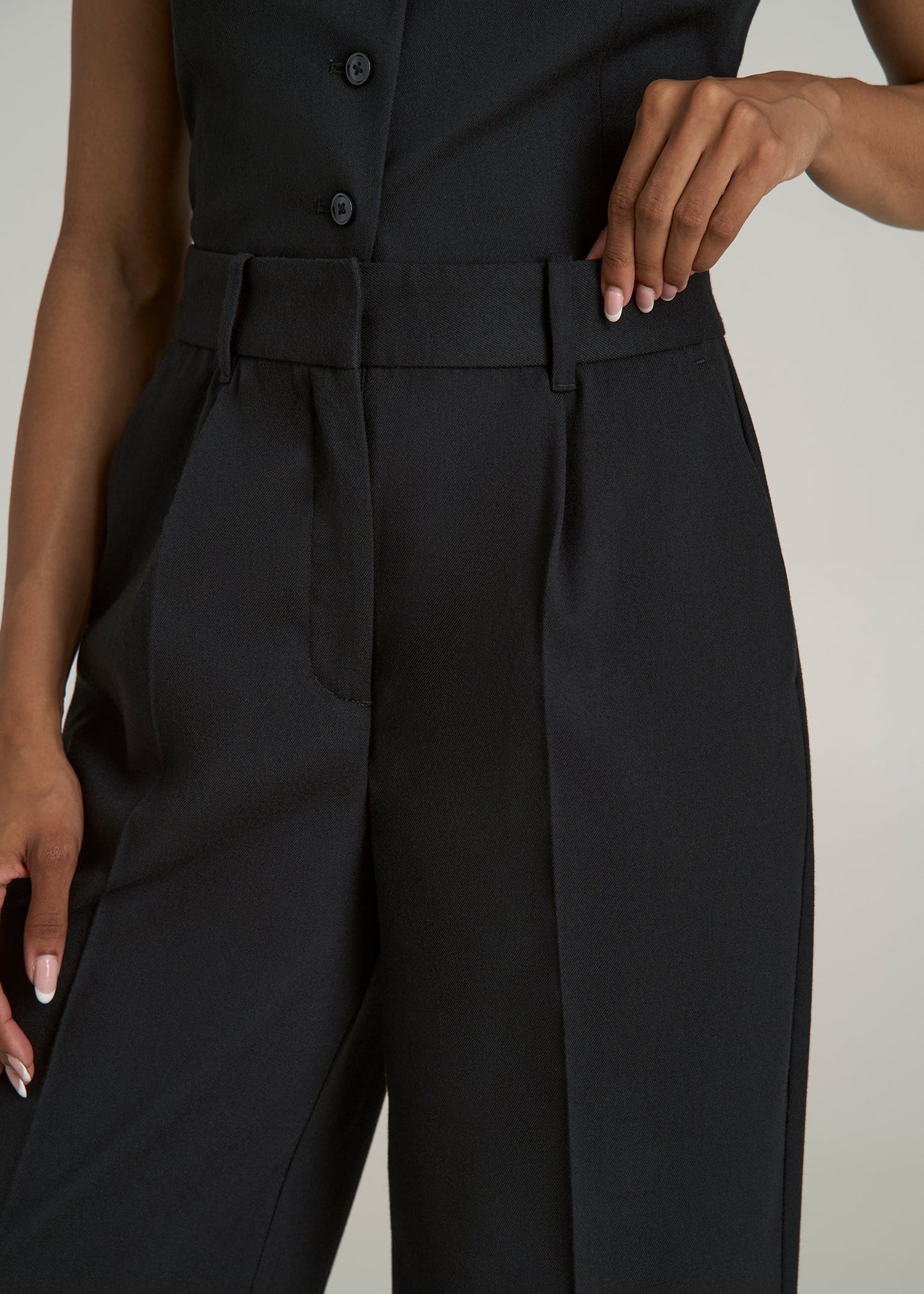 High-Rise Wide-Leg Pleated Dress Pants for Tall Women in Black