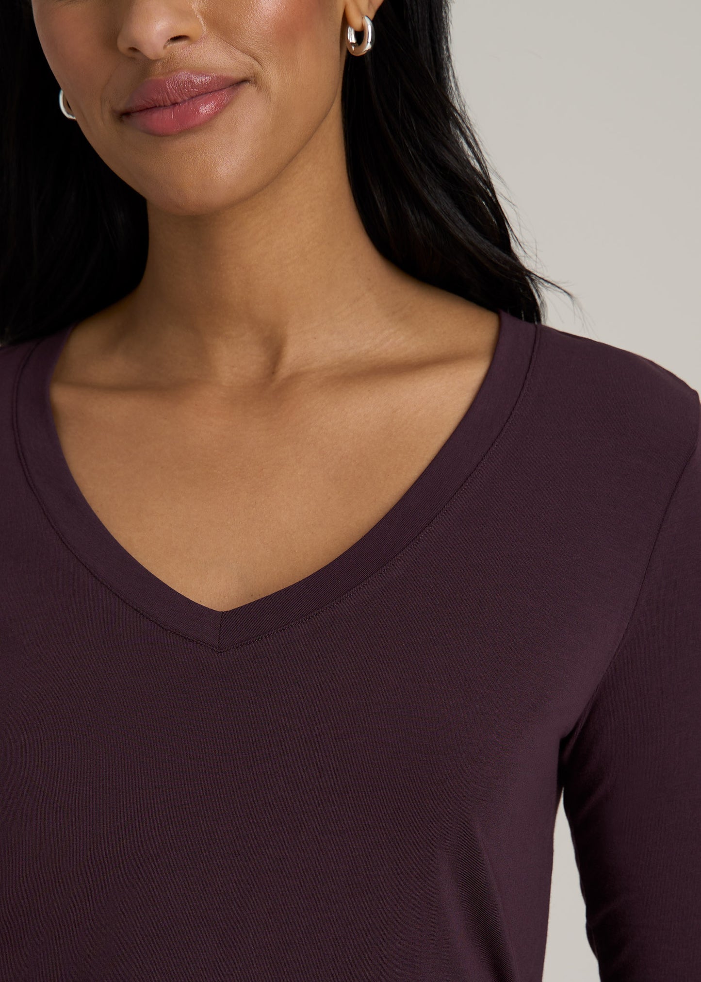 Long Sleeve Scoop V-Neck Tee Shirt for Tall Women in Deep Purple