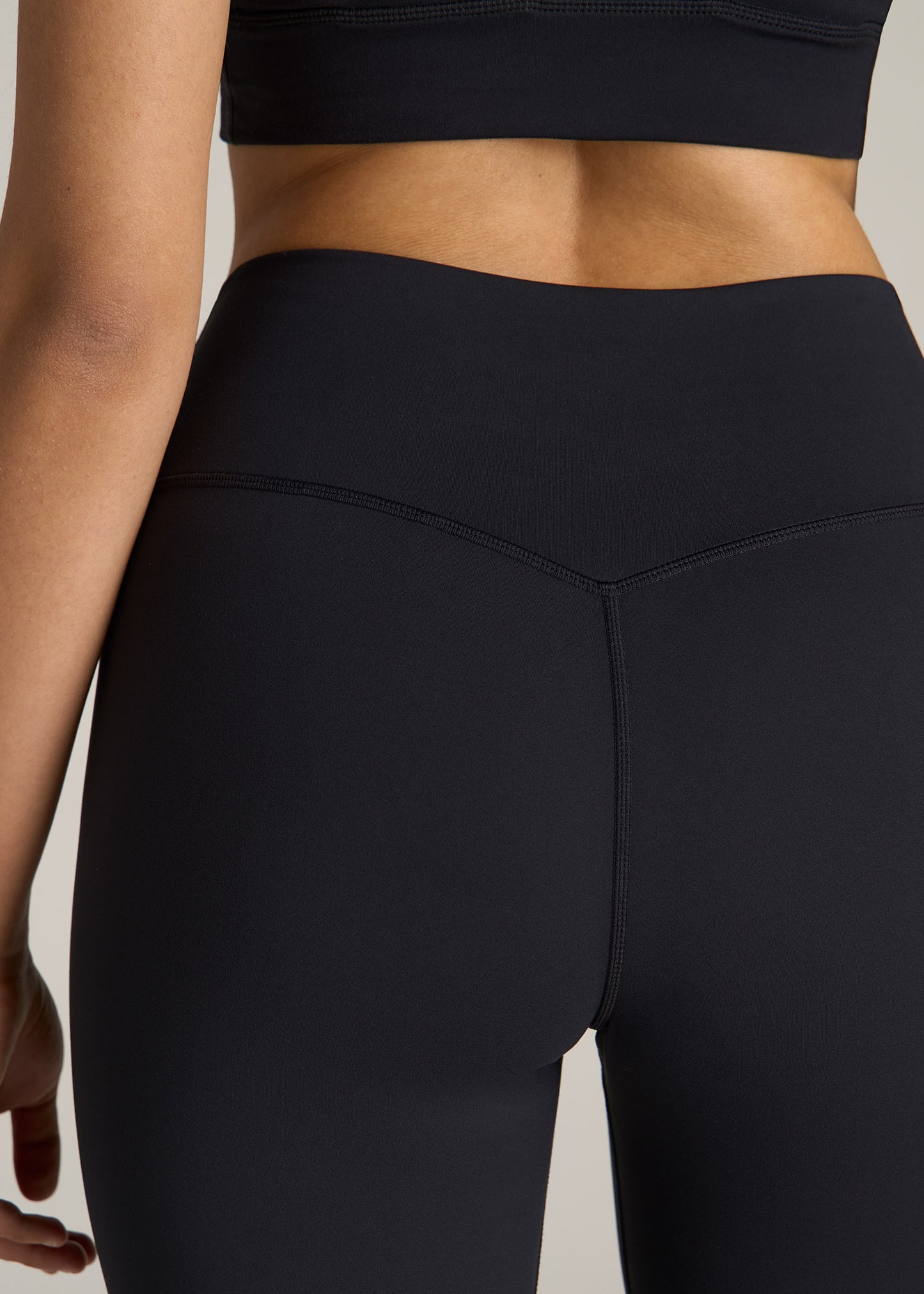 American-Tall-Women-Movement-High-Rise-Legging-Black-detail