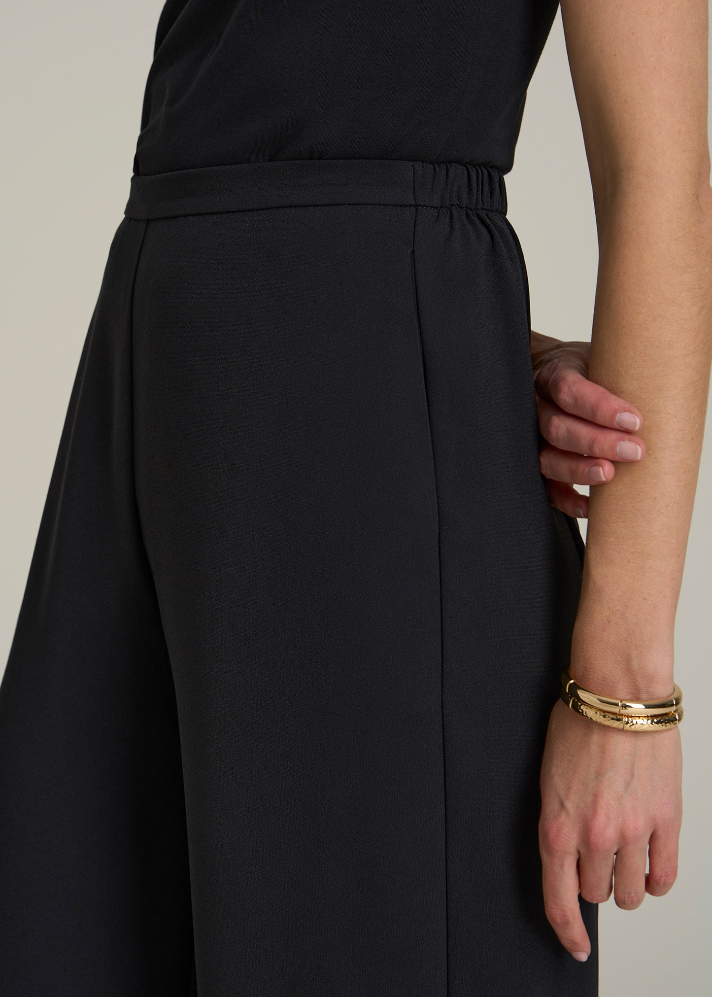 Pull-On Crepe Ultra Wide Pants for Tall Women in Black