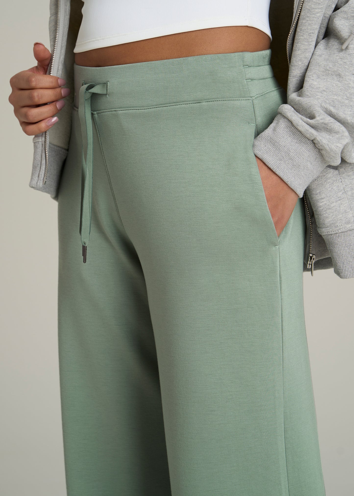 Pull-On Tie Waist Wide Leg Pants for Tall Women in Seagrass