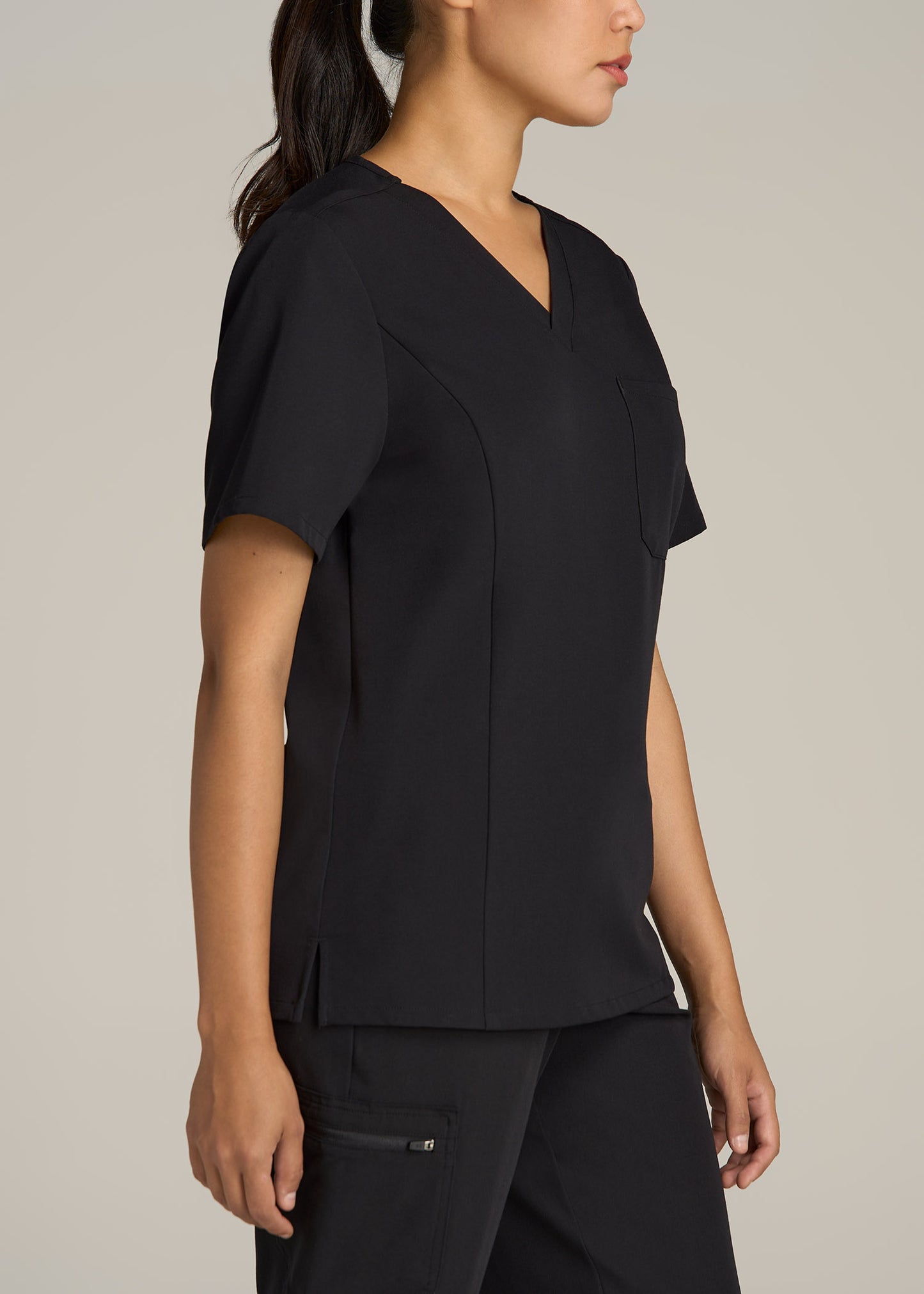 Short Sleeve V-Neck Scrub Top for Tall Women in Black