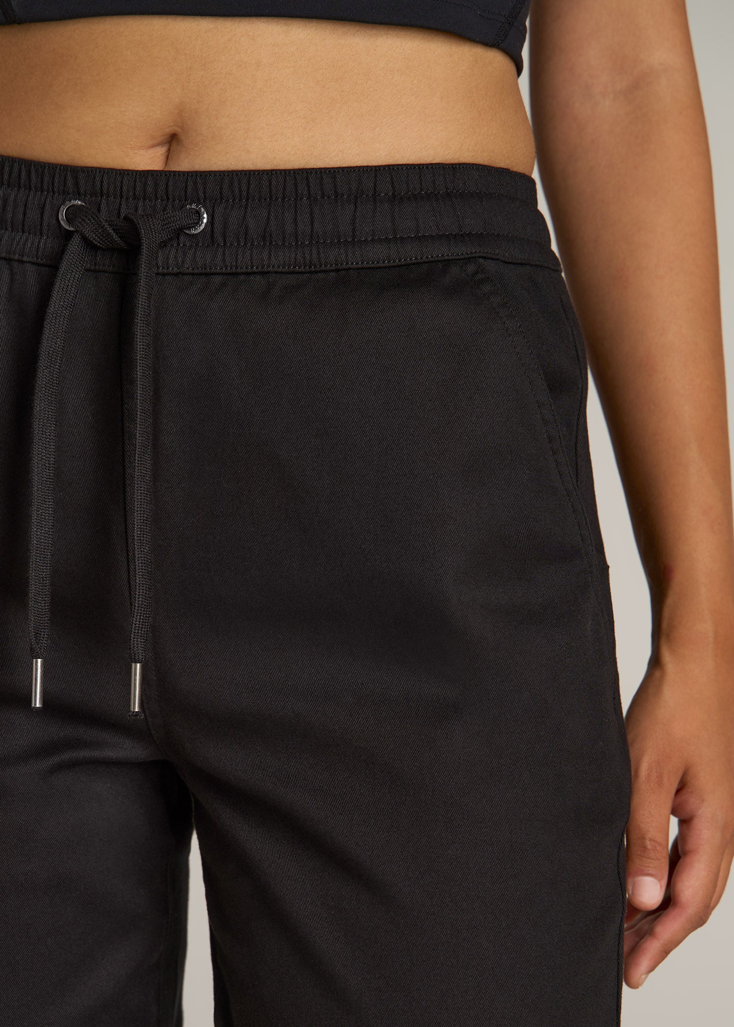 American-Tall-Women-Twill-Jogger-Pant-Black-detail