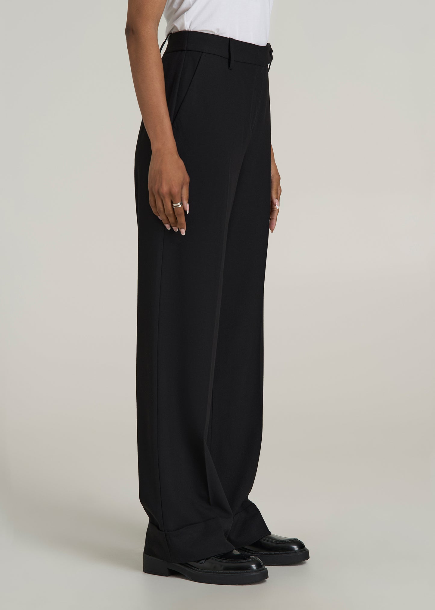 Wide-Leg Cuffed Pants for Tall Women in Black