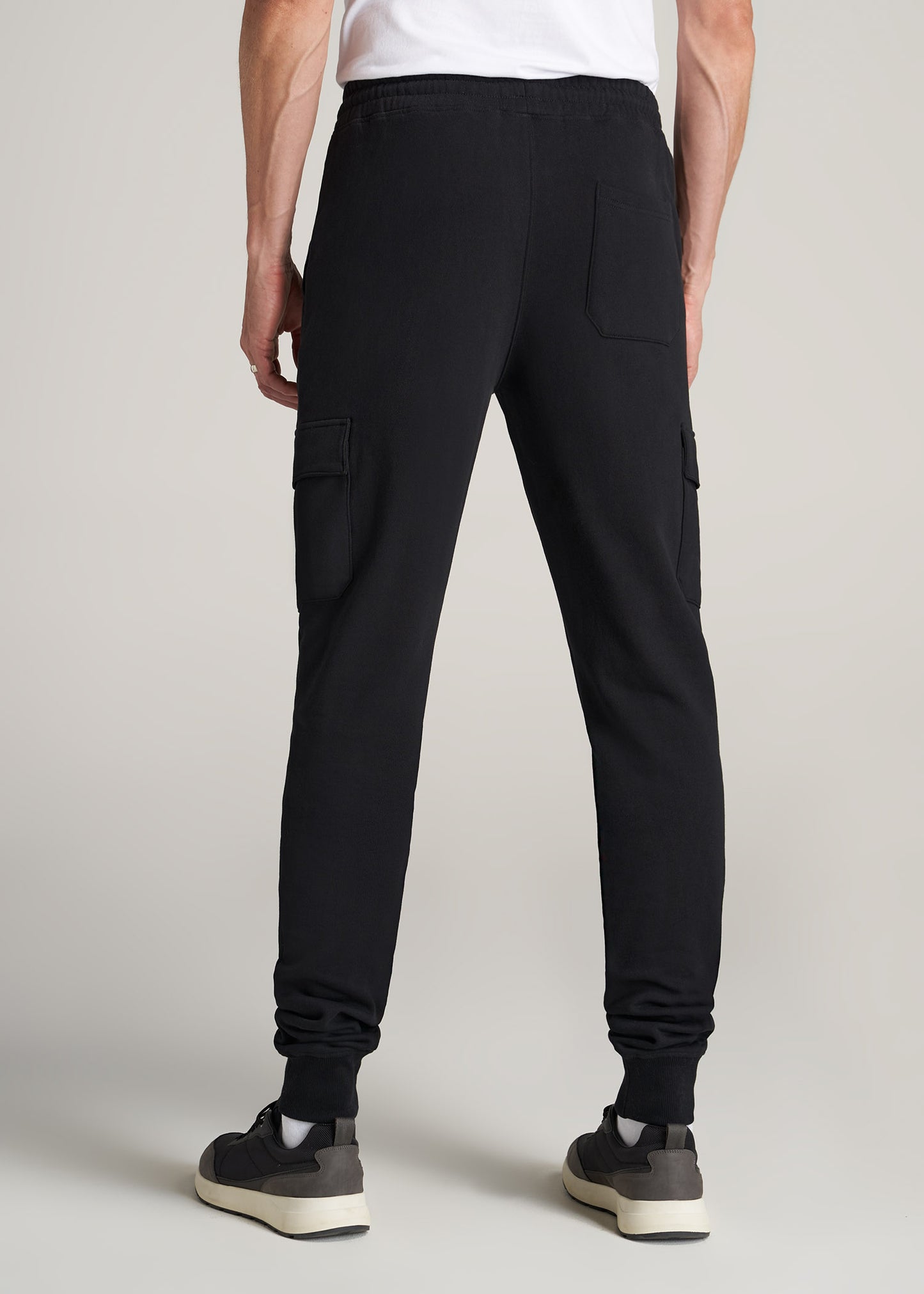       American-Tall-Men-80-20-Fleece-Cargo-Jogger-Black-back