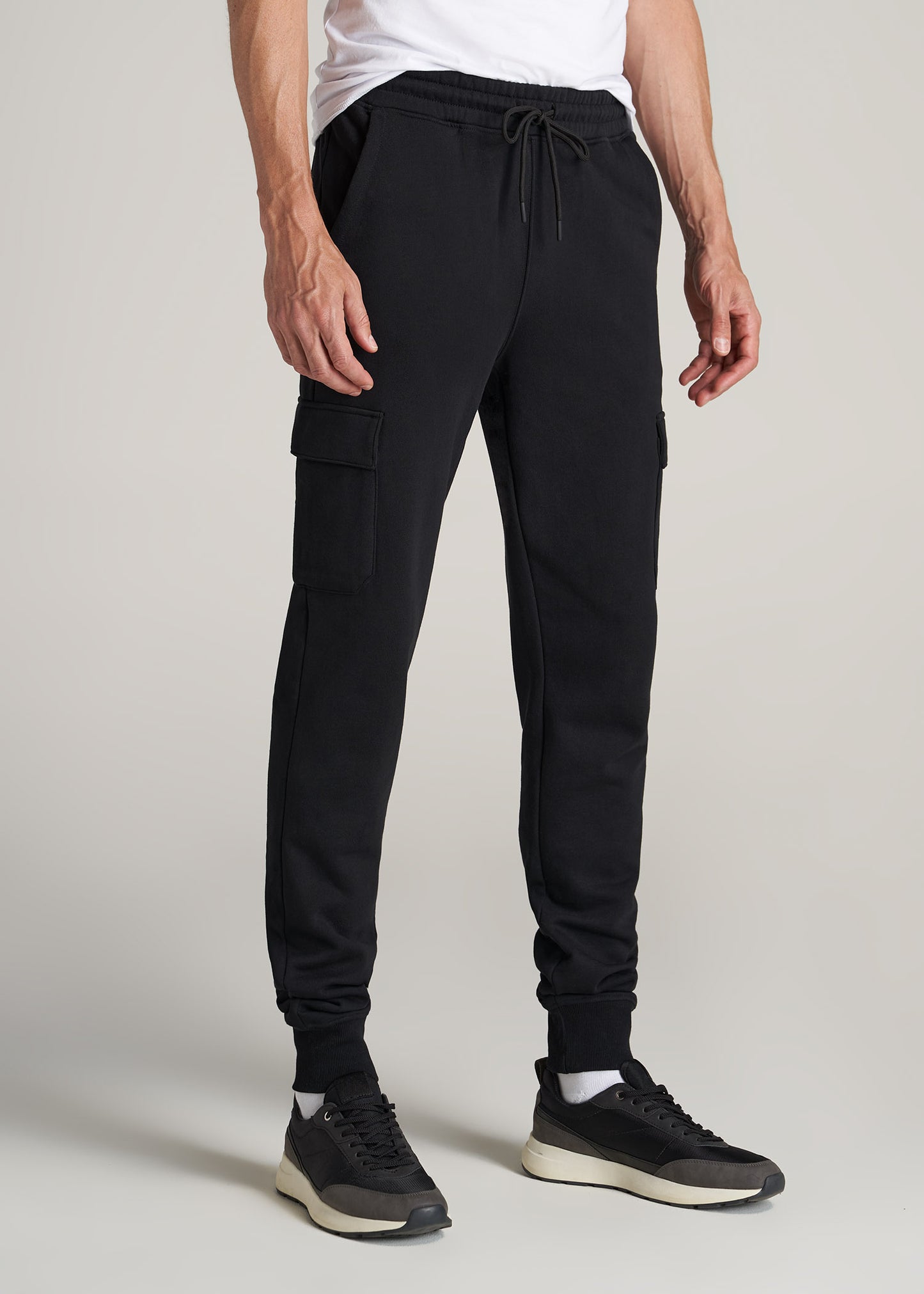       American-Tall-Men-80-20-Fleece-Cargo-Jogger-Black-side