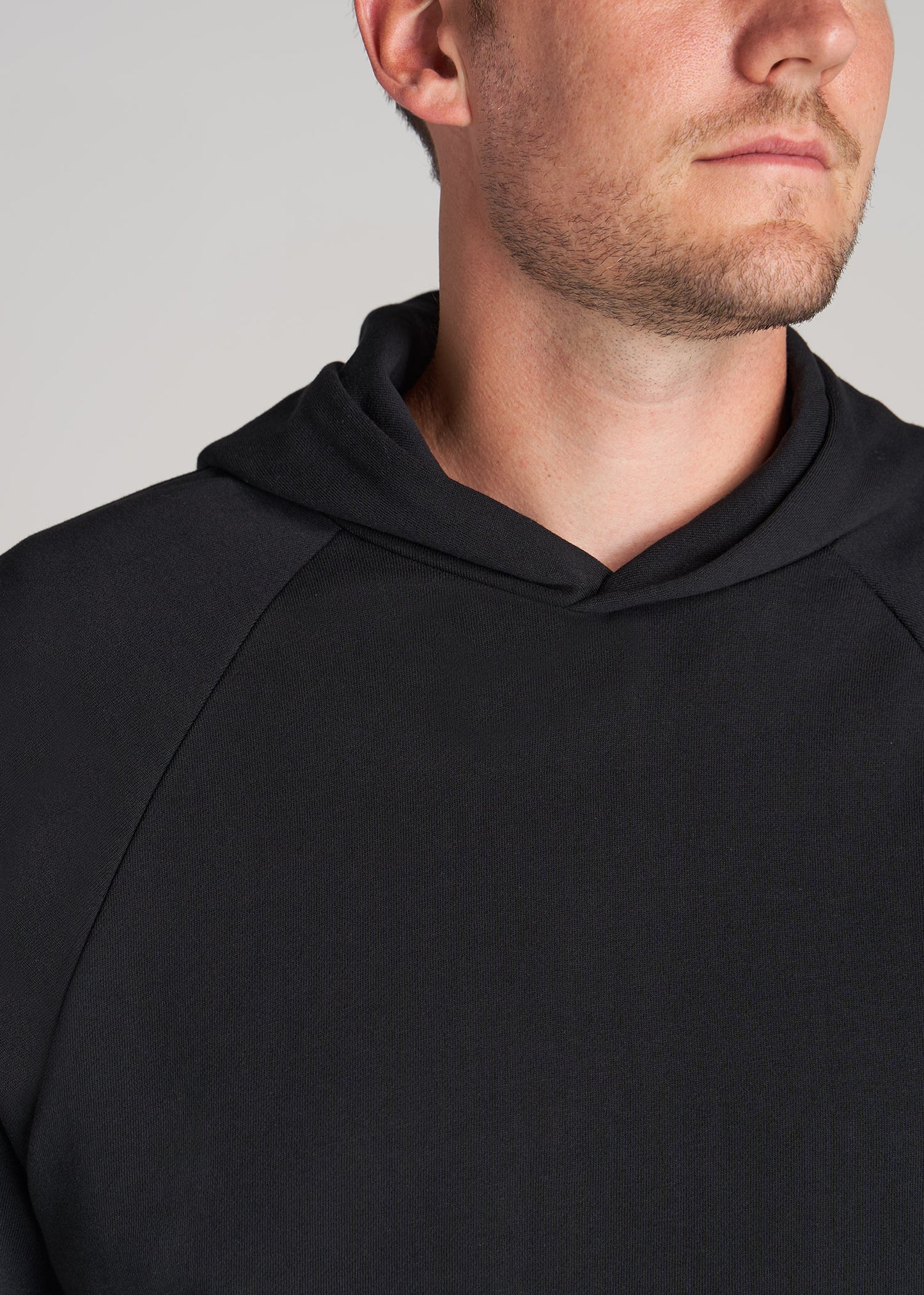    American-Tall-Men-80-20-French-Terry-Raglan-Hoodie-Black-detail