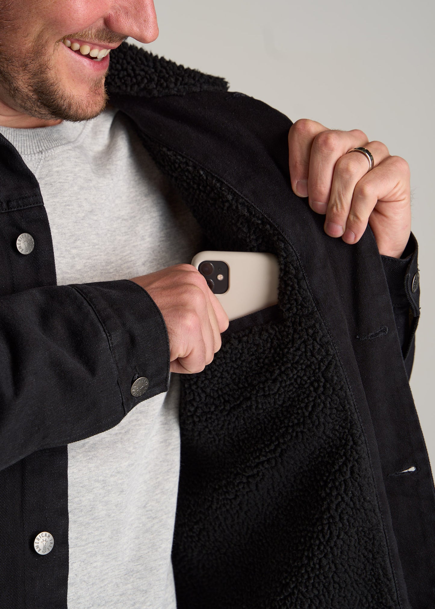       American-Tall-Men-Denim-Sherpa-Jacket-Onyx-Black-detail