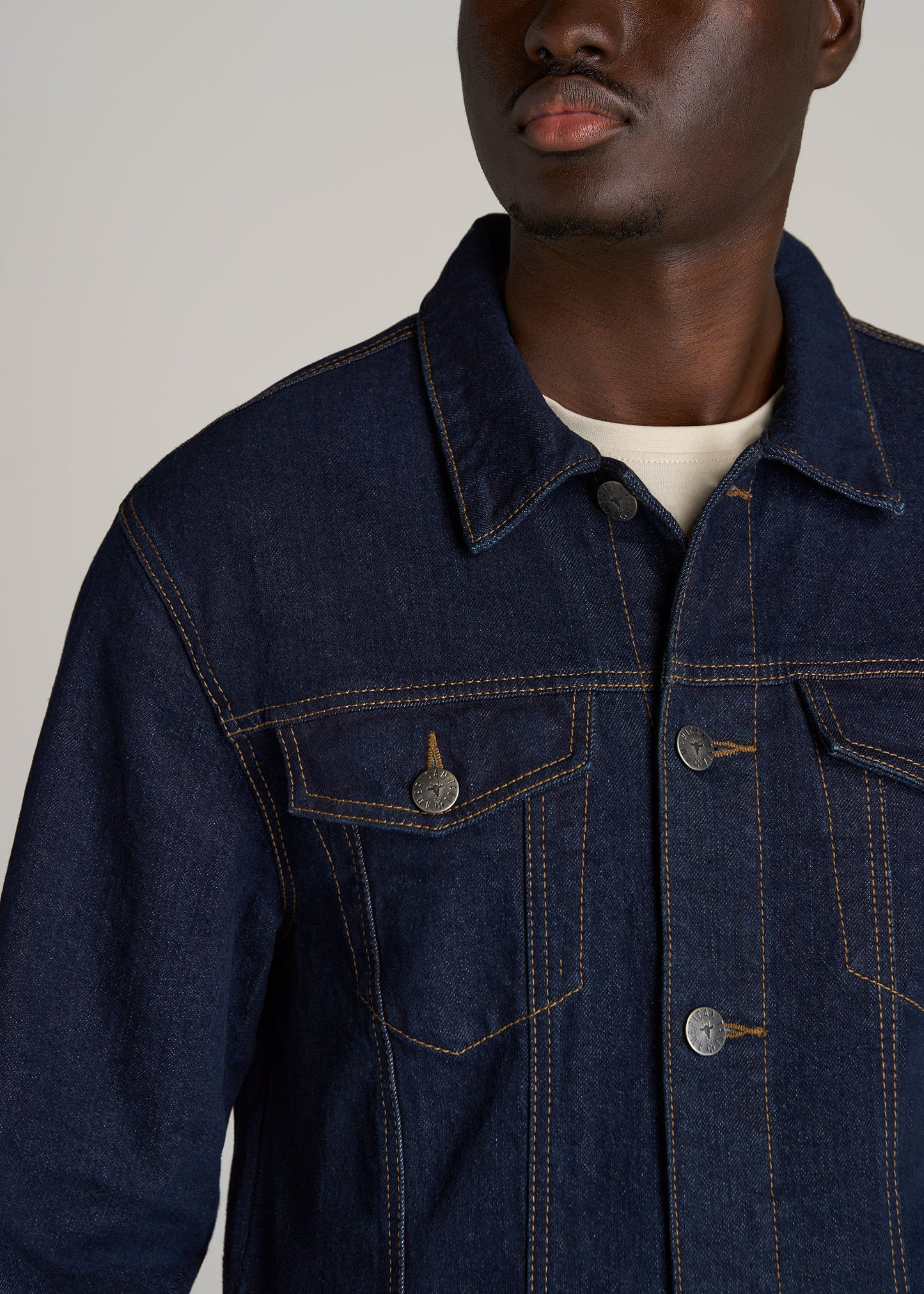     American-Tall-Men-Denim-Trucker-Jacket-Raw-Indigo-detail