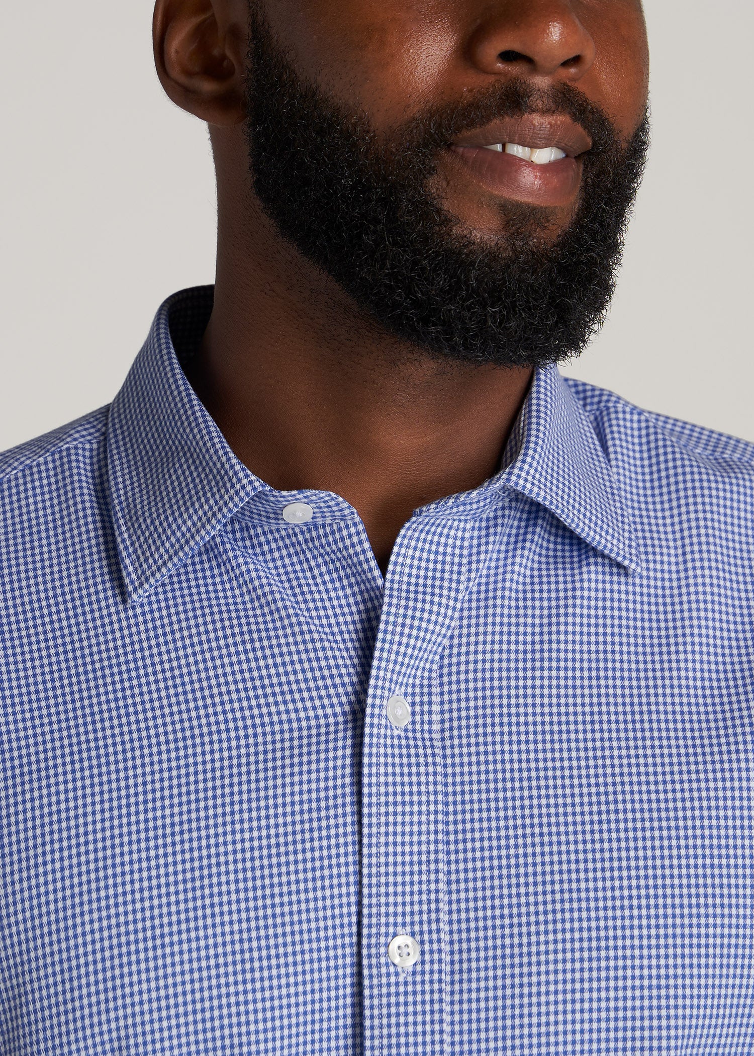       American-Tall-Men-Oskar-Easy-Care-Dress-Shirts-CobaltMiniCheck-detail