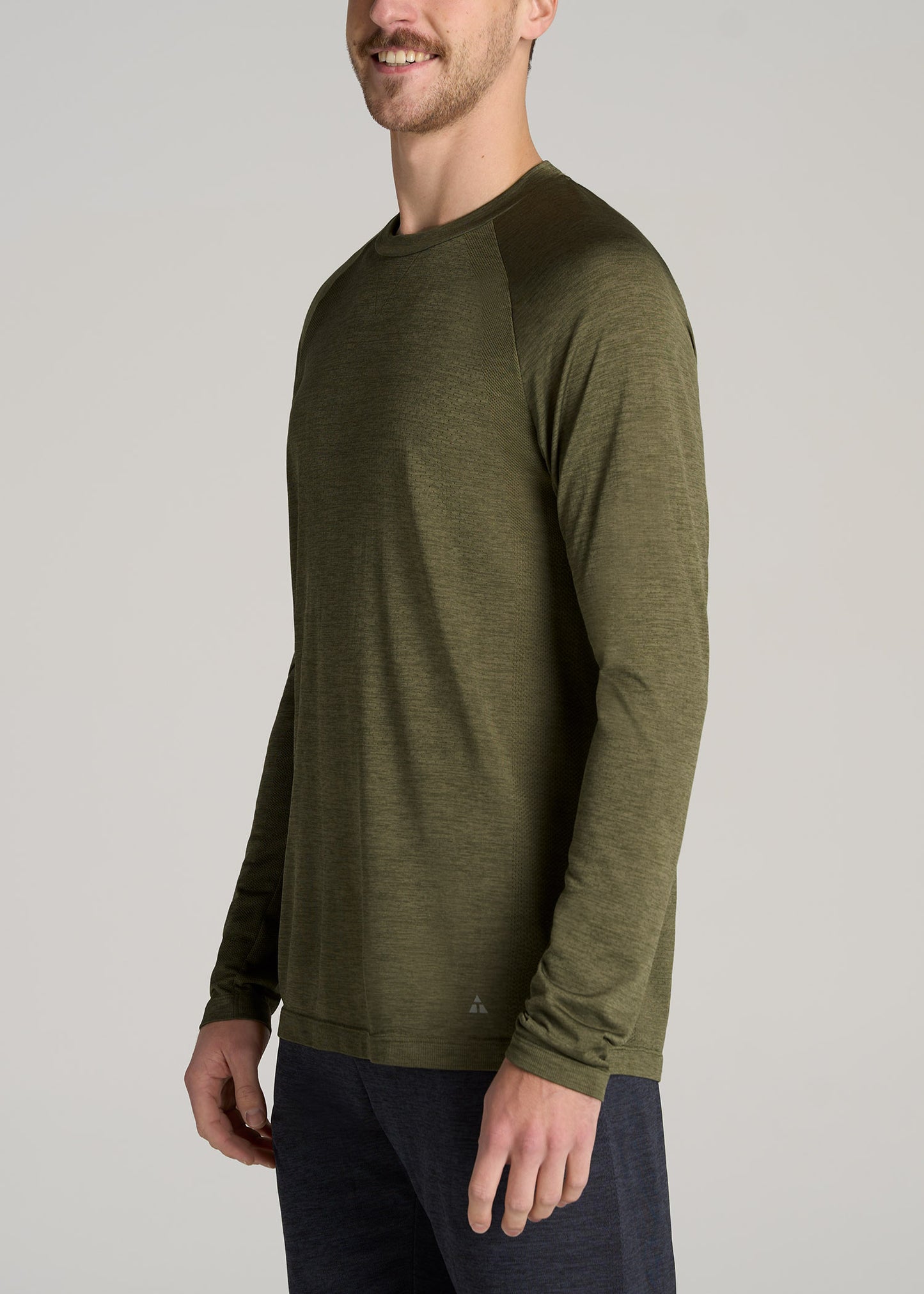     American-Tall-Men-Tech-Long-Sleeve-Raglan-Tee-Olive-Mix-side