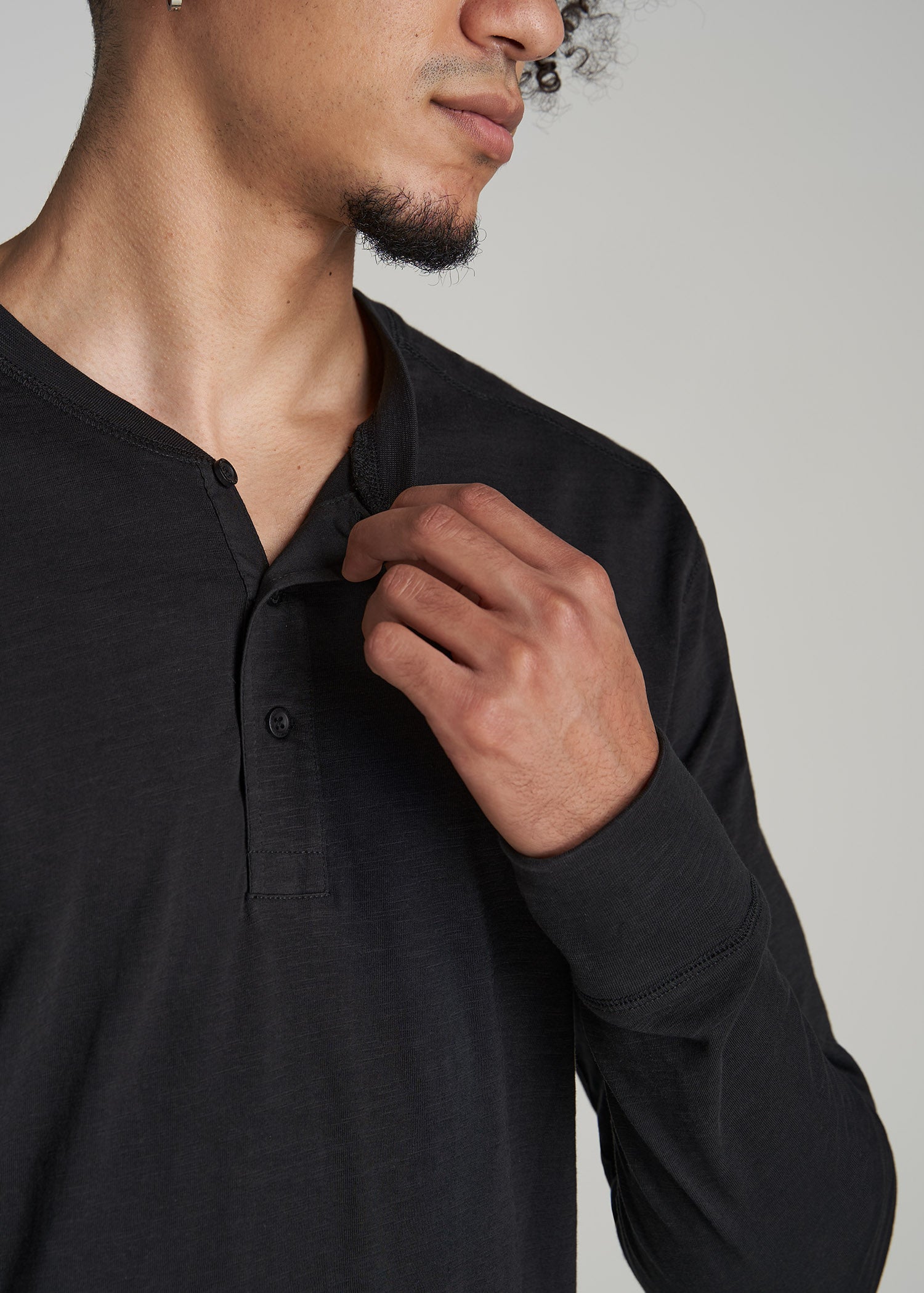     American-Tall-Men-Three-Button-Long-Sleeve-Slub-Henley-Black-detail