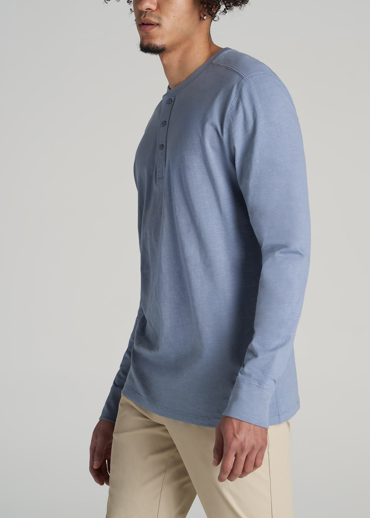     American-Tall-Men-Three-Button-Long-Sleeve-Slub-Henley-Chambray-side