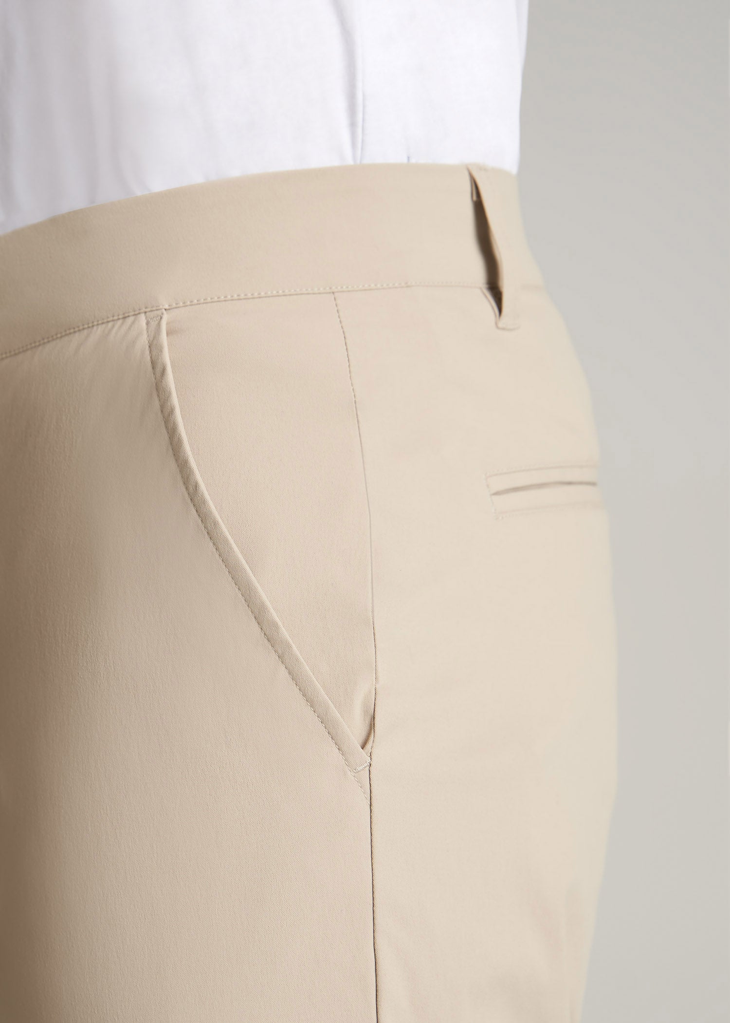    American-Tall-Men-Traveler-Chino-Pants-LightKhaki-detail