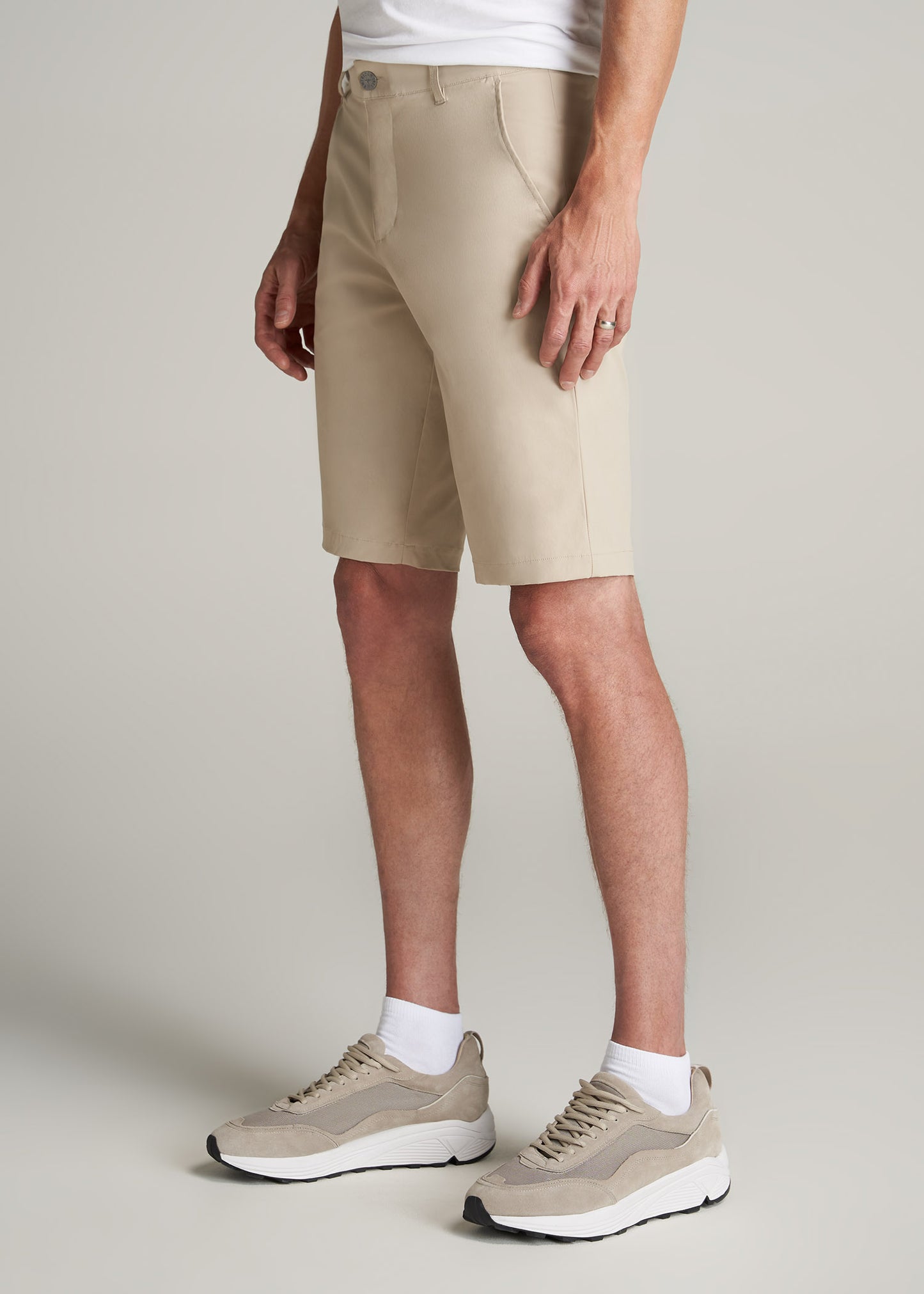    American-Tall-Men-Traveler-Chino-Shorts-LightKhaki-side