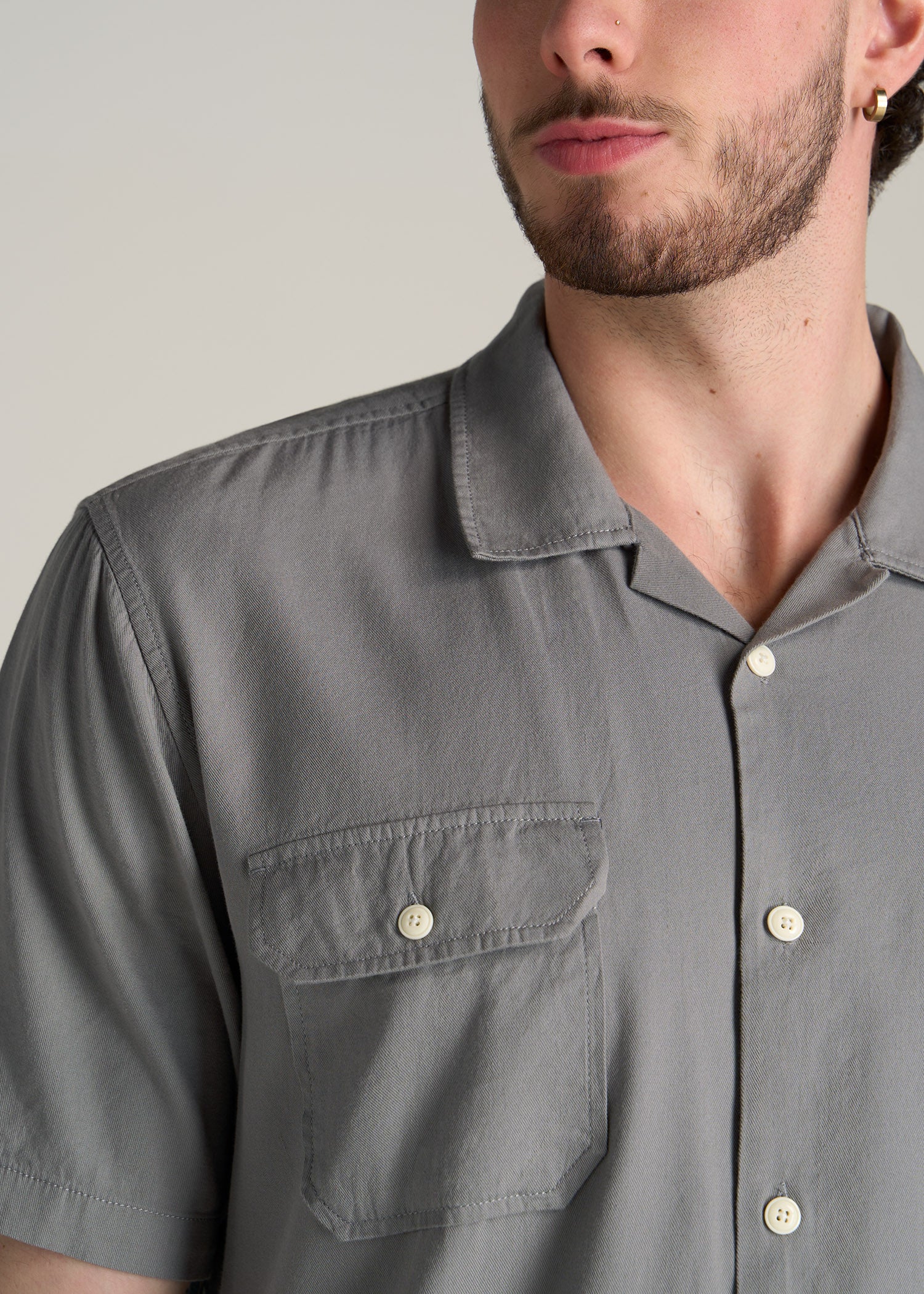 American-Tall-Men-Two-Pocket-Camp-Shirt-Pewter-detail