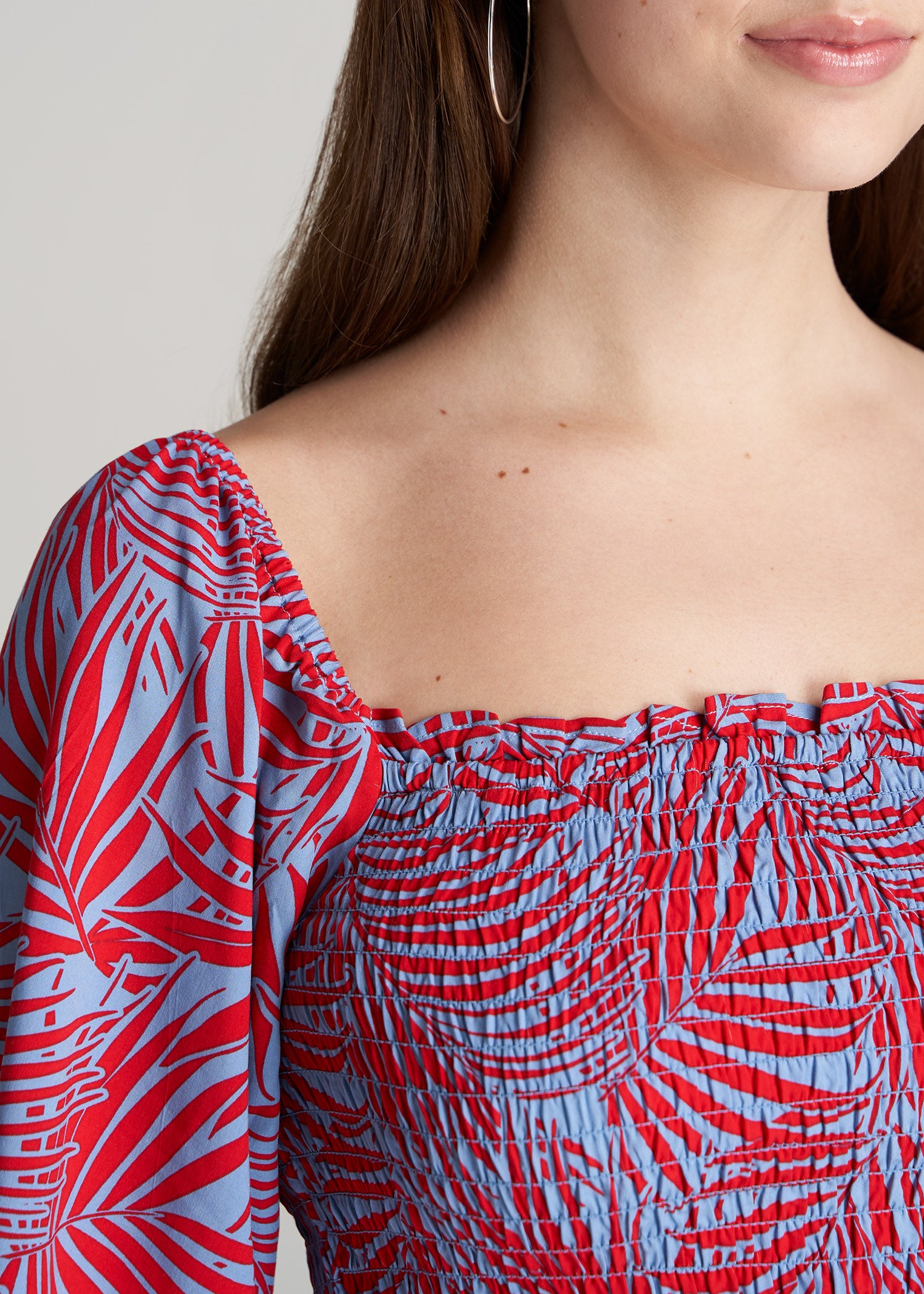    American-Tall-Women-BalloonSleeve-Smocked-Blouse-RedBlueTropicalPrint-detail