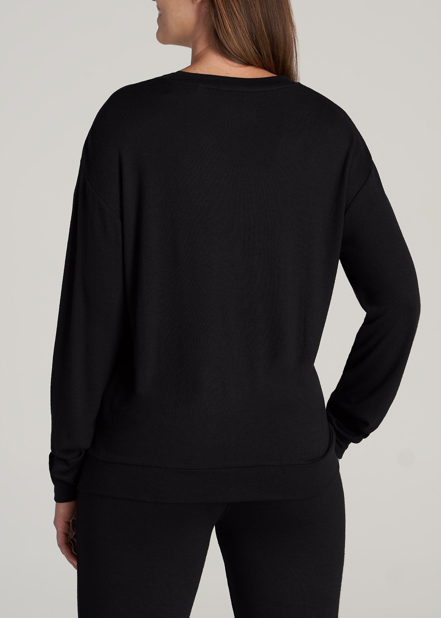       American-Tall-Women-COZY-Lounge-Crewneck-Ribbing-Black-back