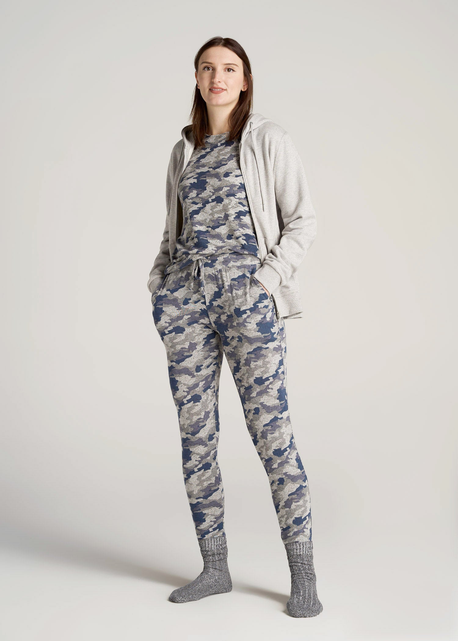       American-Tall-Women-Cozy-Lounge-Joggers-Camo-full