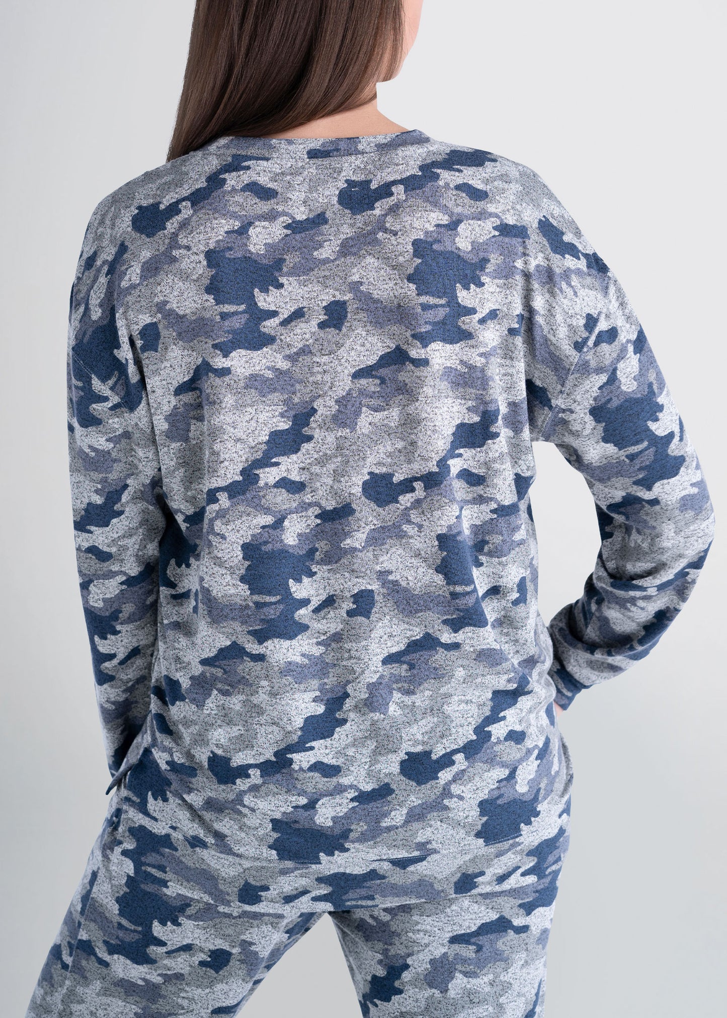 american-tall-womens-lounge-crewneck-camo-back